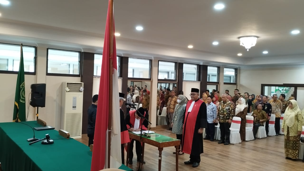 Sidang Luar Biasa Pengambilan Sumpah Jabatan Ketua Pengadilan Negeri Sungai Penuh